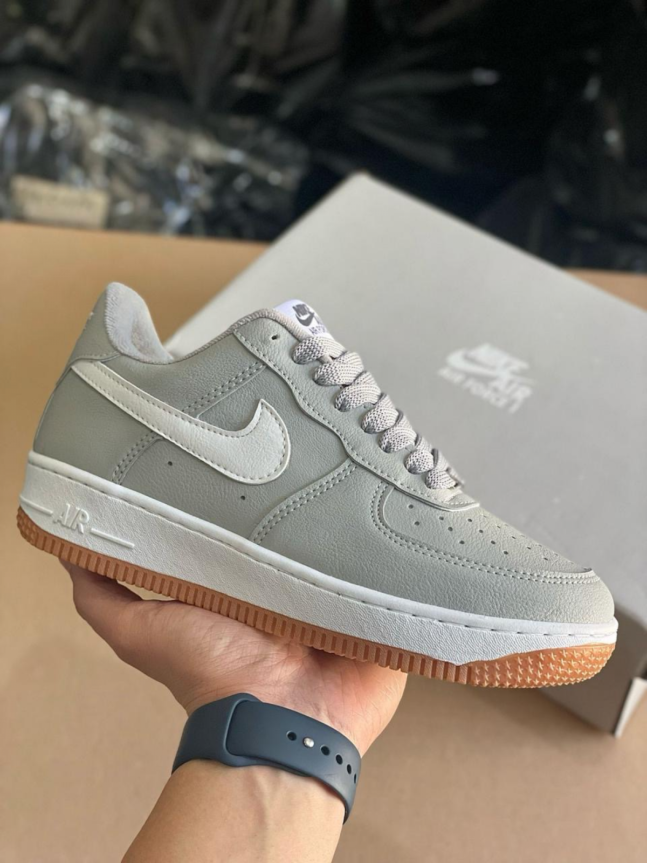 Tênis Air Force Nike Cinza/Branco