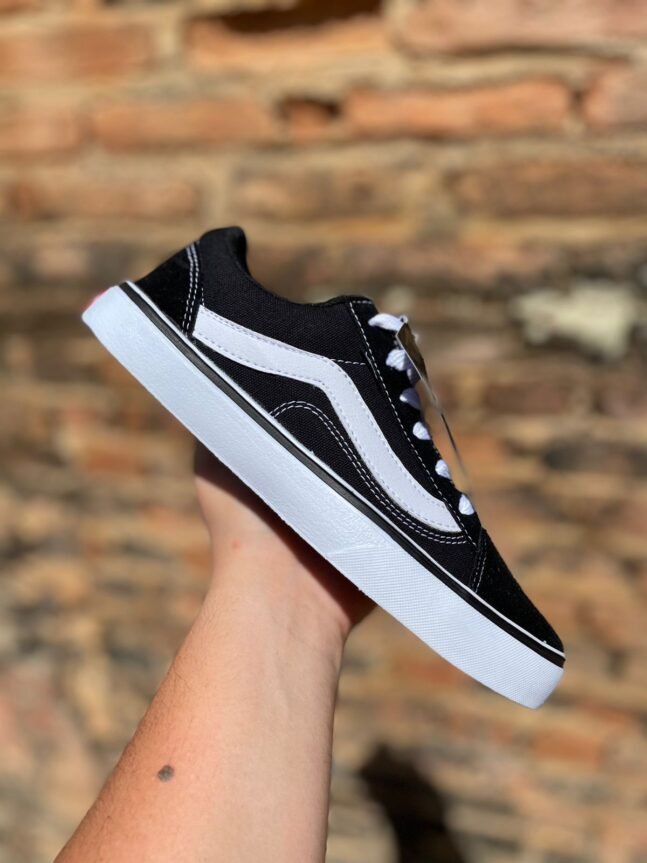 Tênis Old Skool Unissex Vans Preto/Branco