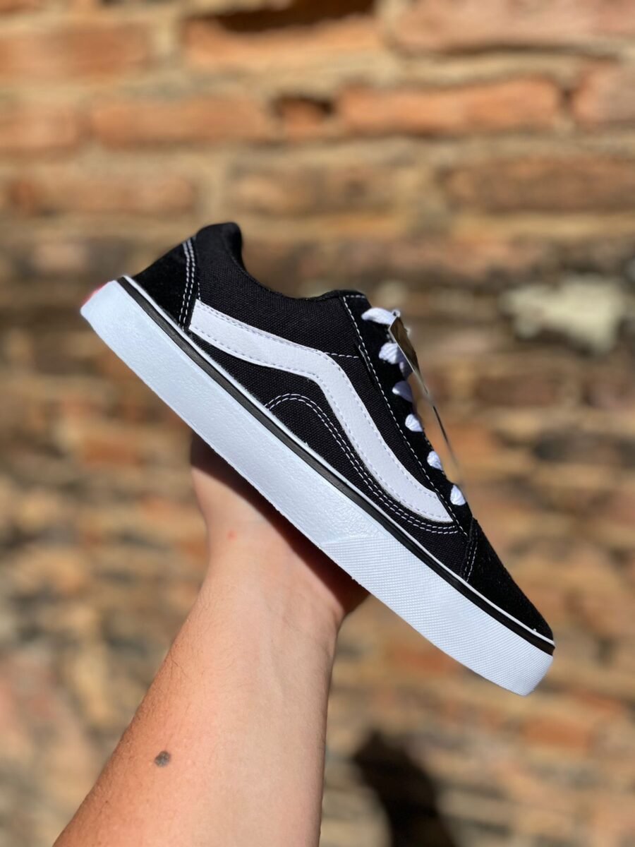 Tênis Old Skool Unissex Vans Preto/Branco